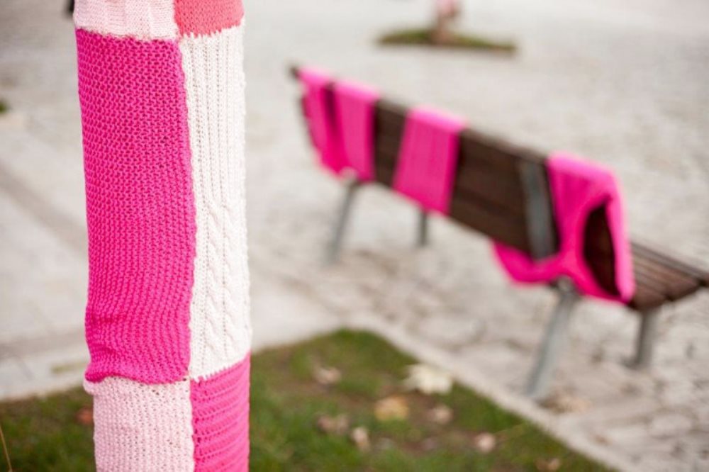 URBAN KNITTING 
Chianciano Terme become PINK for PREVENTION